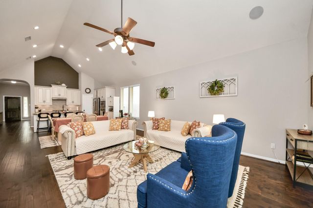 2939 Dawn Haven Lane, Pearland, TX 77584