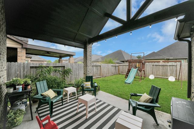 2939 Dawn Haven Lane, Pearland, TX 77584