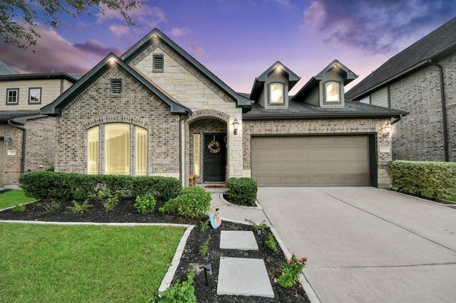 2939 Dawn Haven Lane, Pearland, TX 77584