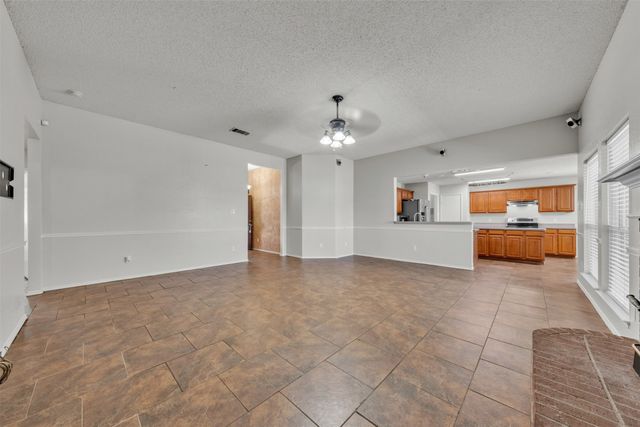 1017 Aaron Drive, Burleson, TX 76028