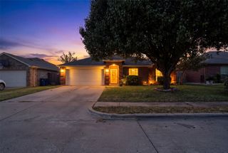 1017 Aaron Drive, Burleson, TX 76028