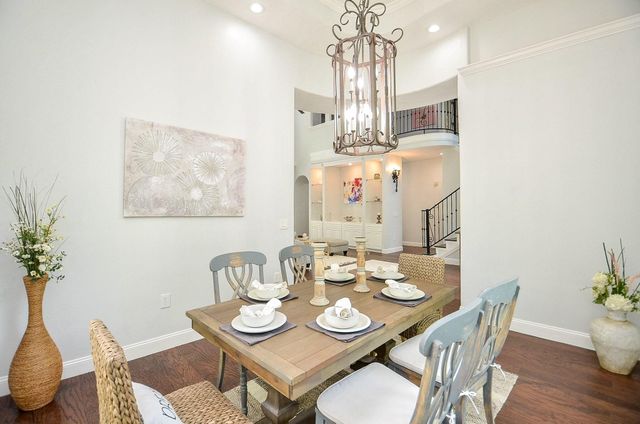 8912 Forest Lake Drive, Montgomery, TX 77316