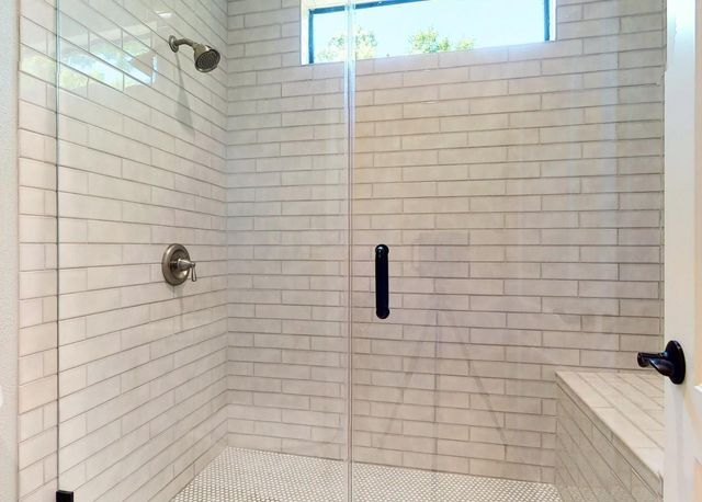 8912 Forest Lake Drive, Montgomery, TX 77316