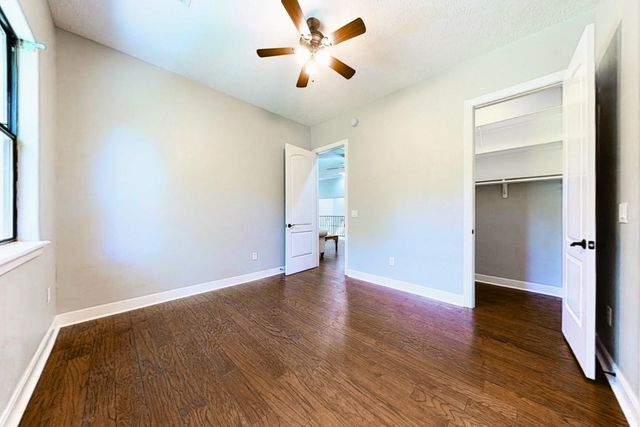 8912 Forest Lake Drive, Montgomery, TX 77316