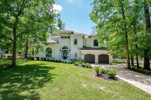 8912 Forest Lake Drive, Montgomery, TX 77316