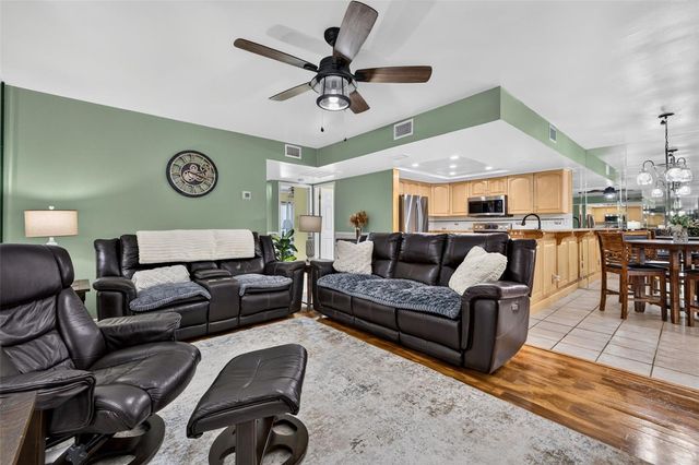7360 ULMERTON ROAD 18D, Largo, FL 33771