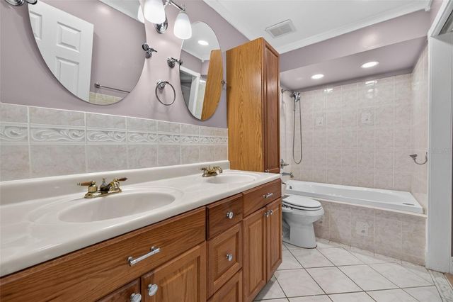 7360 ULMERTON ROAD 18D, Largo, FL 33771