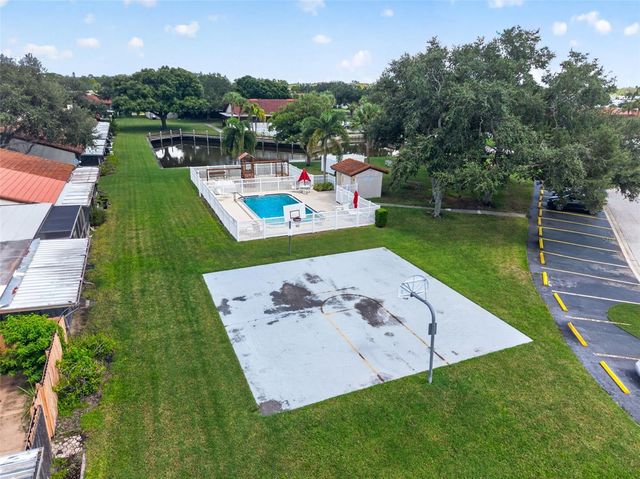 7360 ULMERTON ROAD 18D, Largo, FL 33771