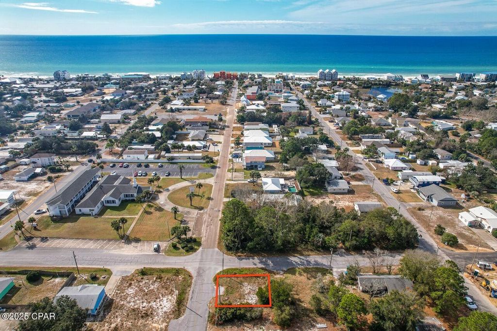 Image 5 of property listing at 20502 Alta Vista Drive, Panama City Beach, FL 32413