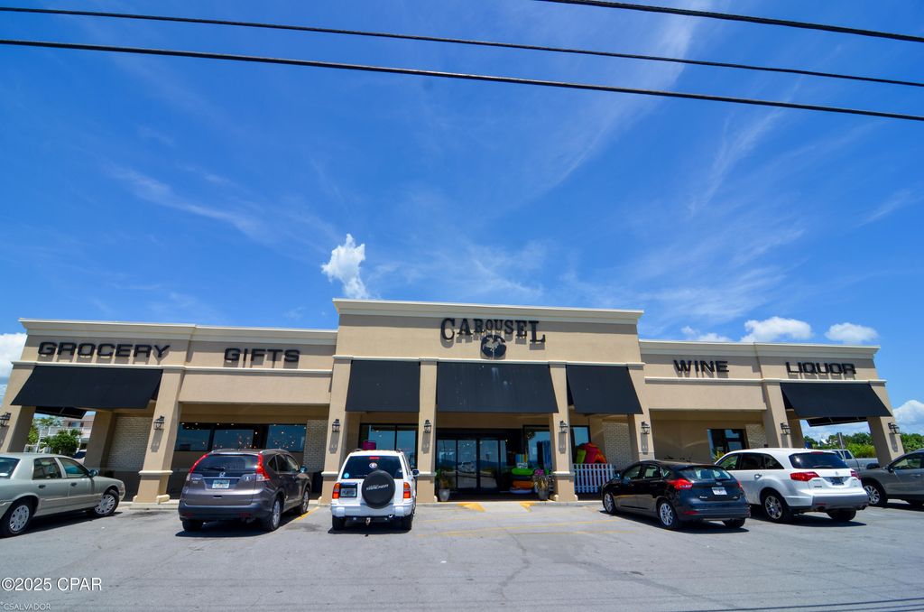 Image 9 of property listing at 20502 Alta Vista Drive, Panama City Beach, FL 32413