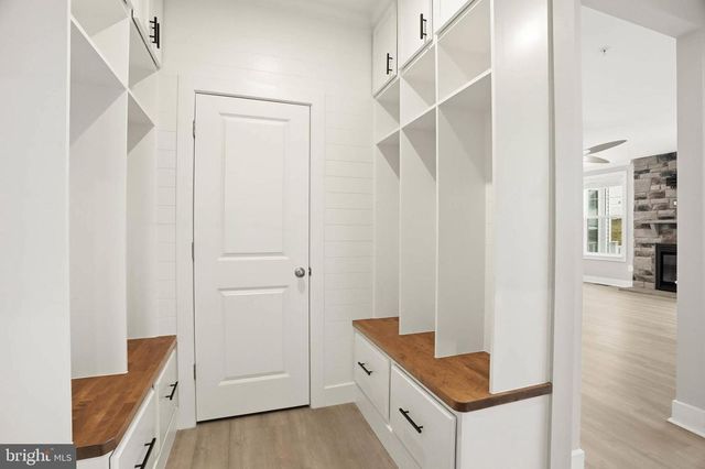 2305 CONNOR CIR, Mount Airy, MD 21771