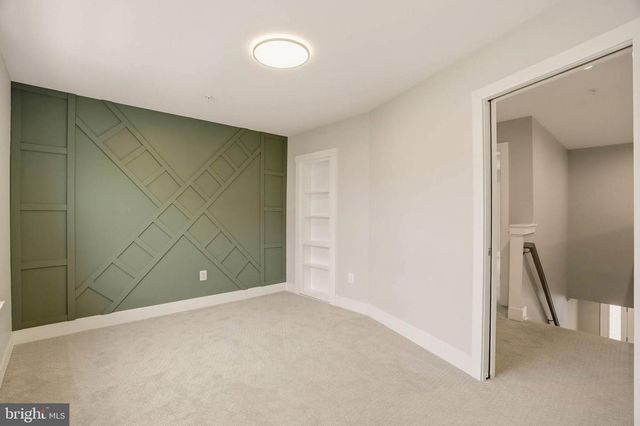 2305 CONNOR CIR, Mount Airy, MD 21771