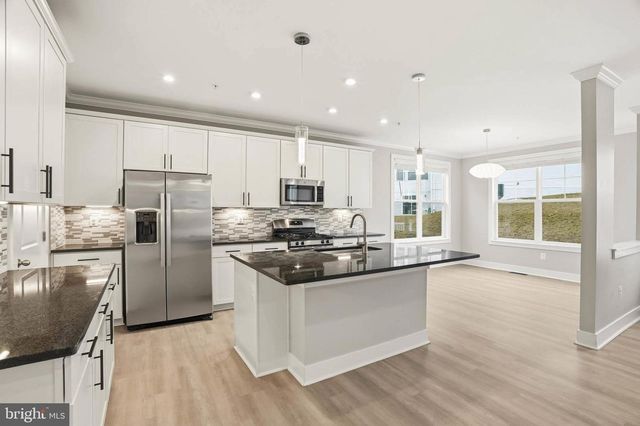 2305 CONNOR CIR, Mount Airy, MD 21771