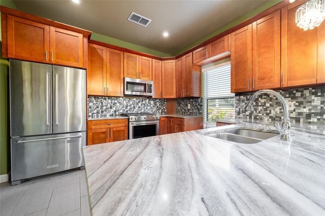 1010 MISSISSIPPI AVENUE, St Cloud, FL 34769