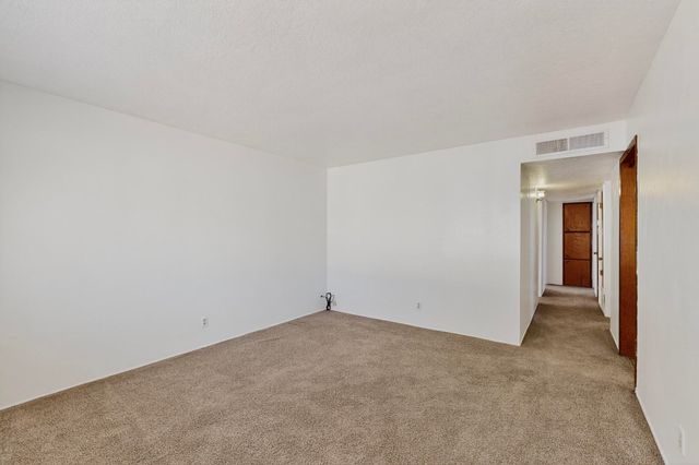 8224 FLORENCE Avenue NE, Albuquerque, NM 87109