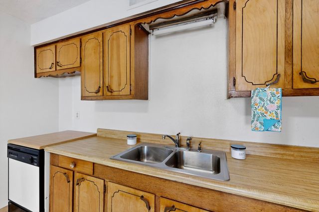 8224 FLORENCE Avenue NE, Albuquerque, NM 87109