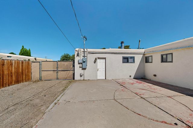 8224 FLORENCE Avenue NE, Albuquerque, NM 87109