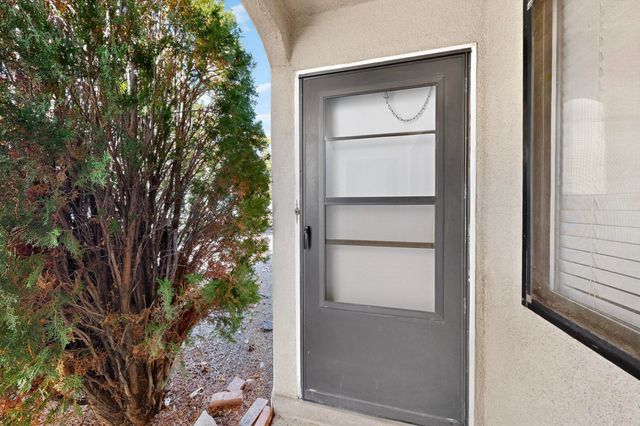 8224 FLORENCE Avenue NE, Albuquerque, NM 87109