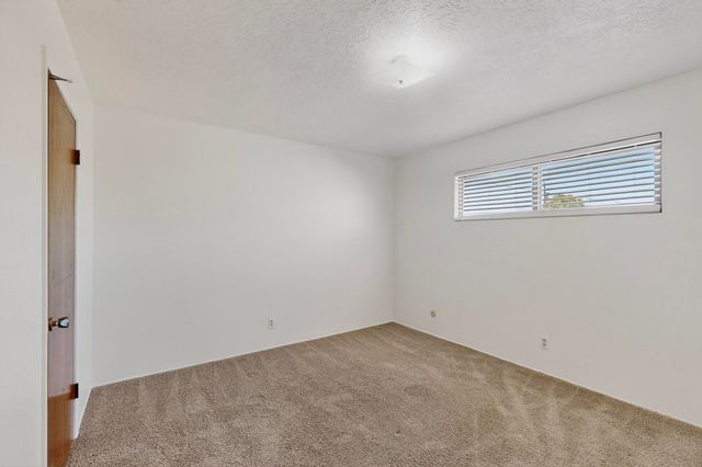 8224 FLORENCE Avenue NE, Albuquerque, NM 87109