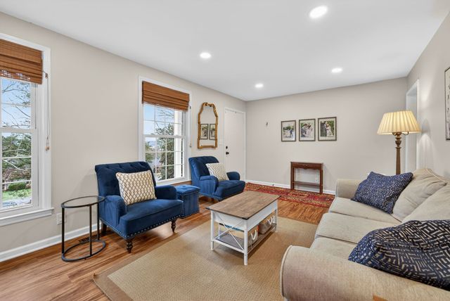 304 Cross Timbers Dr, Nashville, TN 37221