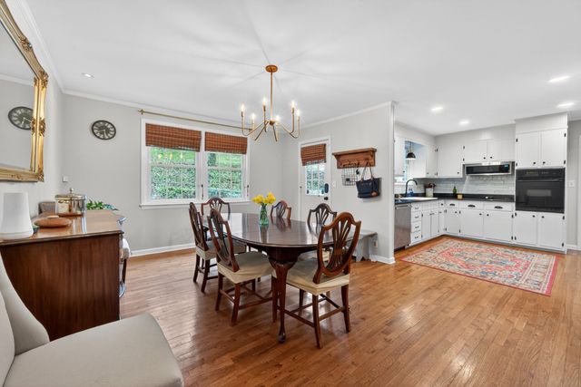 304 Cross Timbers Dr, Nashville, TN 37221