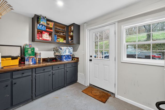 304 Cross Timbers Dr, Nashville, TN 37221