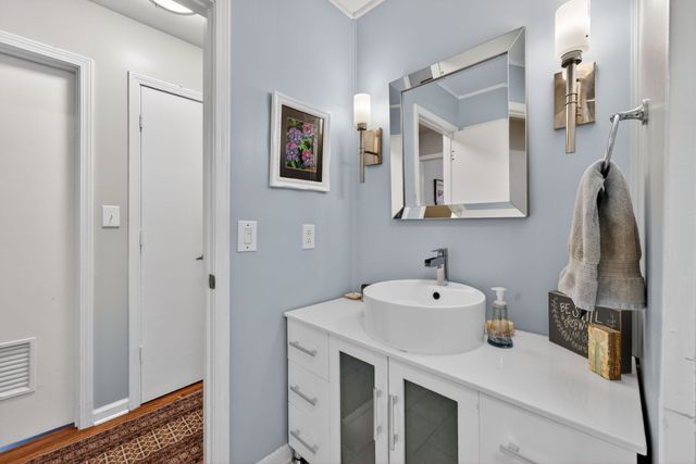 304 Cross Timbers Dr, Nashville, TN 37221