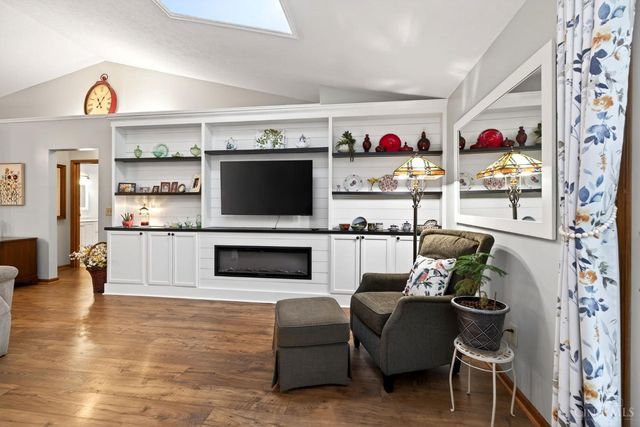 19 Shaker Run Road, Lebanon, OH 45036