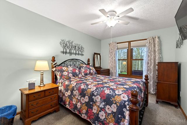 19 Shaker Run Road, Lebanon, OH 45036