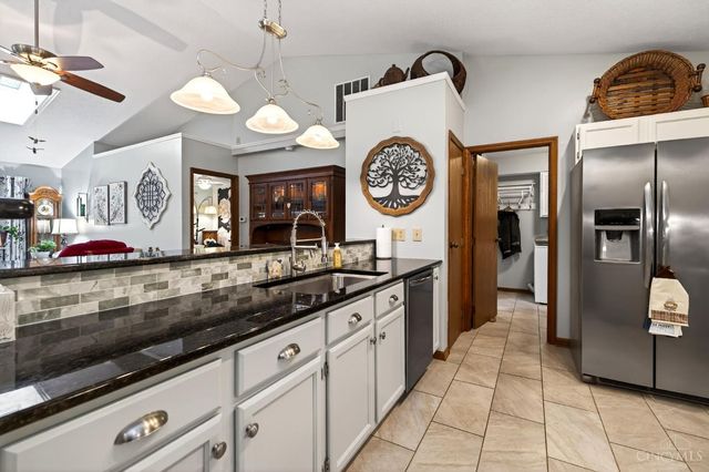 19 Shaker Run Road, Lebanon, OH 45036