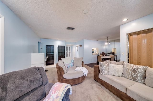 4217 NW 22nd Street 2-108, Coconut Creek, FL 33066
