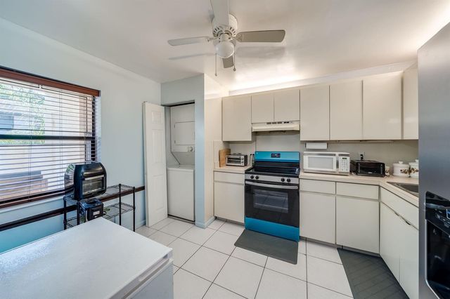 4217 NW 22nd Street 2-108, Coconut Creek, FL 33066