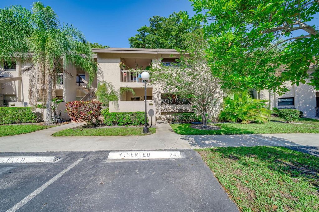 4217 NW 22nd Street 2-108, Coconut Creek, FL 33066