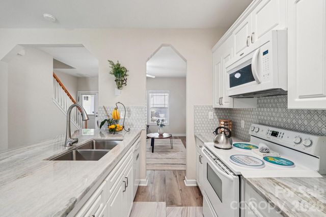 12754 Cross Dale Drive, Huntersville, NC 28078