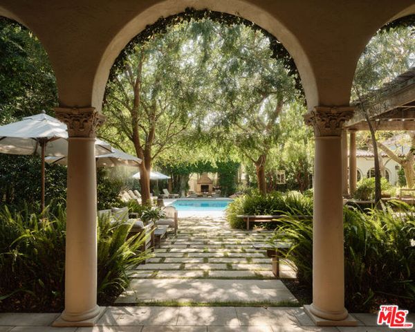 703 N Arden Drive, Beverly Hills, CA 90210