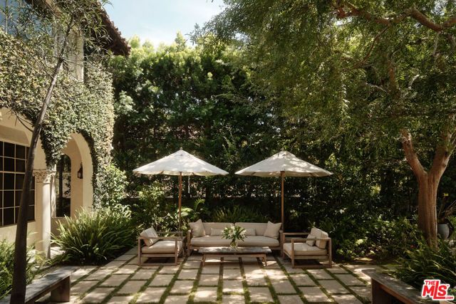 703 N Arden Drive, Beverly Hills, CA 90210