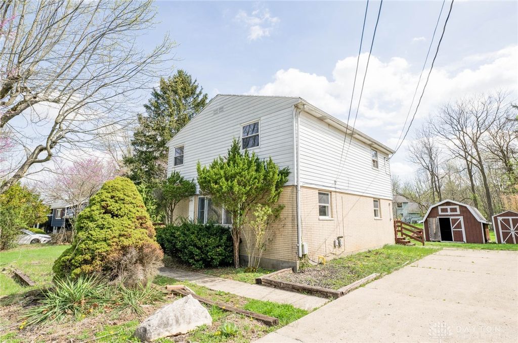 675 Wright Street, Yellow Springs Vlg, OH 45387