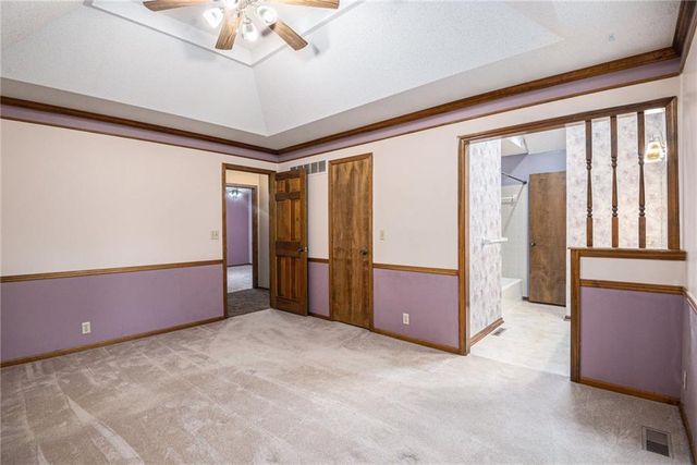 14805 S Brougham Drive, Olathe, KS 66062