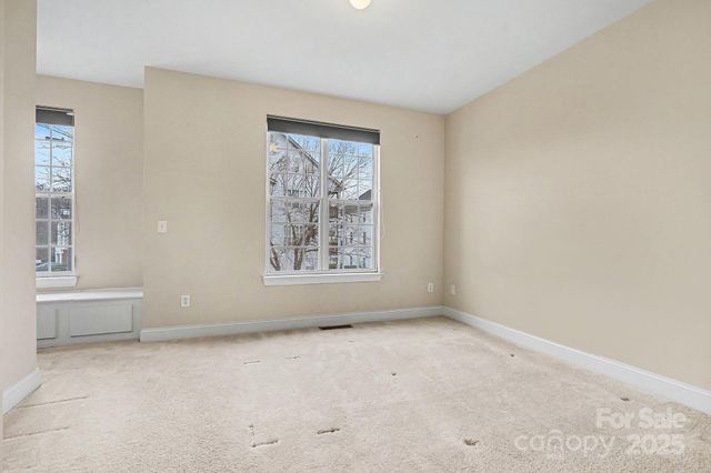 6812 Park Place Drive, Charlotte, NC 28262