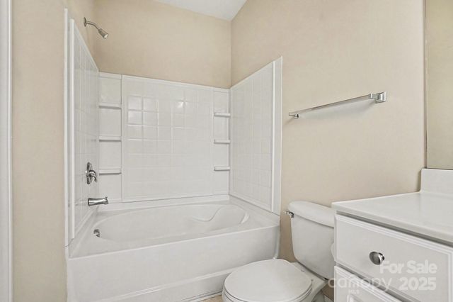 6812 Park Place Drive, Charlotte, NC 28262