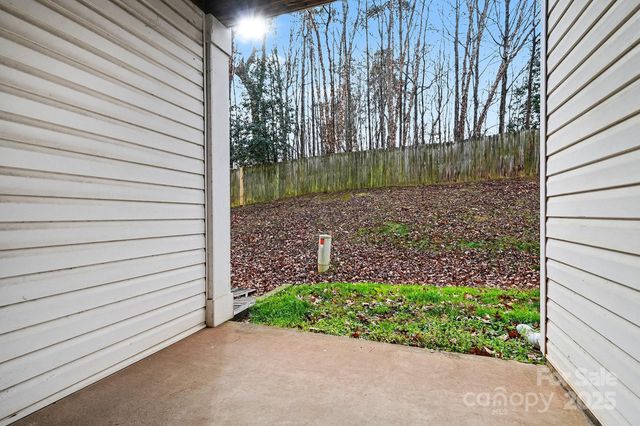 6812 Park Place Drive, Charlotte, NC 28262