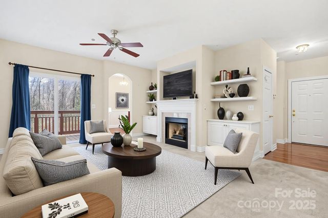 6812 Park Place Drive, Charlotte, NC 28262