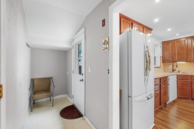 91 Gerald Ave, Brockton, MA 02302