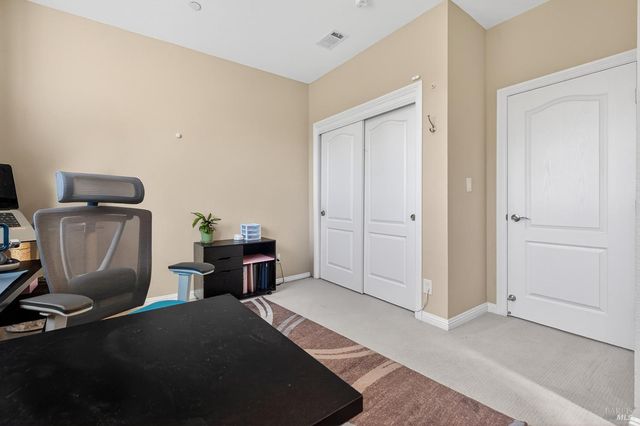 465 Miaterra Dr, Santa Rosa, CA 95407