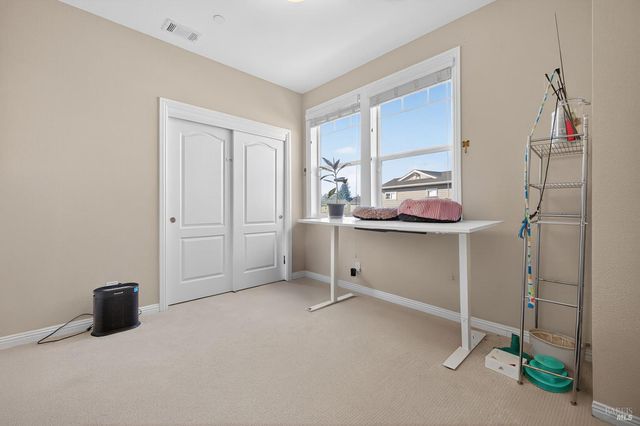 465 Miaterra Dr, Santa Rosa, CA 95407