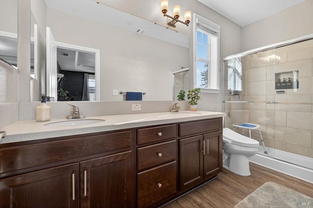 465 Miaterra Dr, Santa Rosa, CA 95407