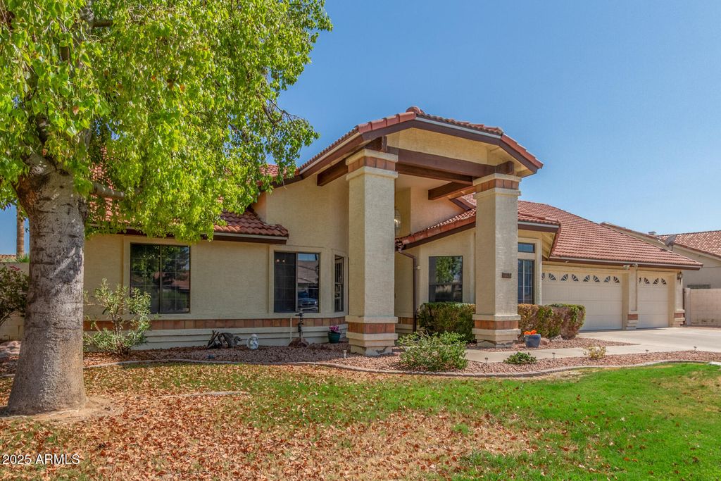 315 W MCNAIR Street, Chandler, AZ 85225 — photo 2