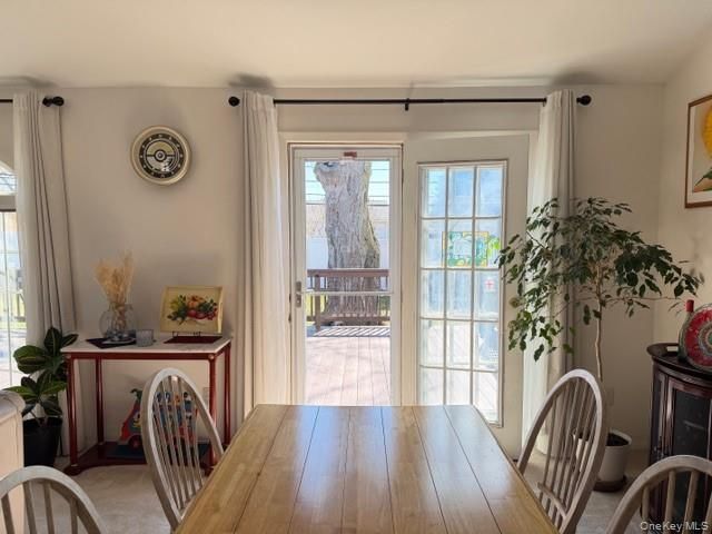 41 Charlotte Place, Plainview, NY 11803