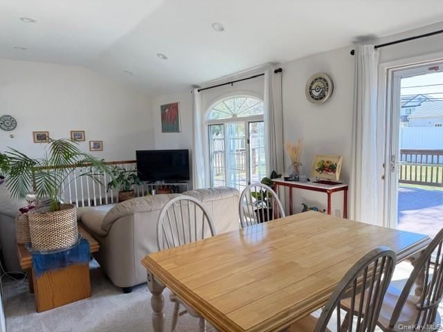 41 Charlotte Place, Plainview, NY 11803