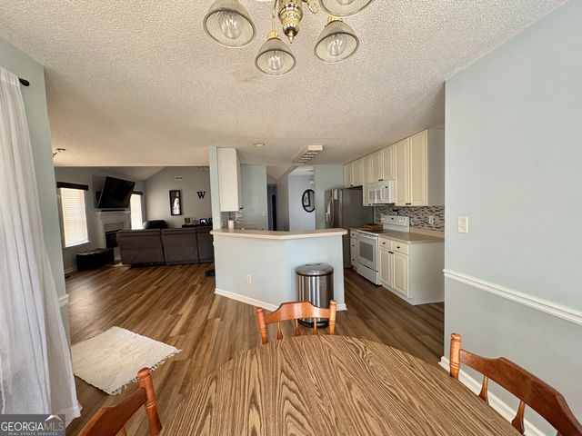 225 Pegasus Trace, Newnan, GA 30263
